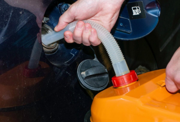 Why Your Fuel Cost is Increasing & How GPS Tracking Fixes It